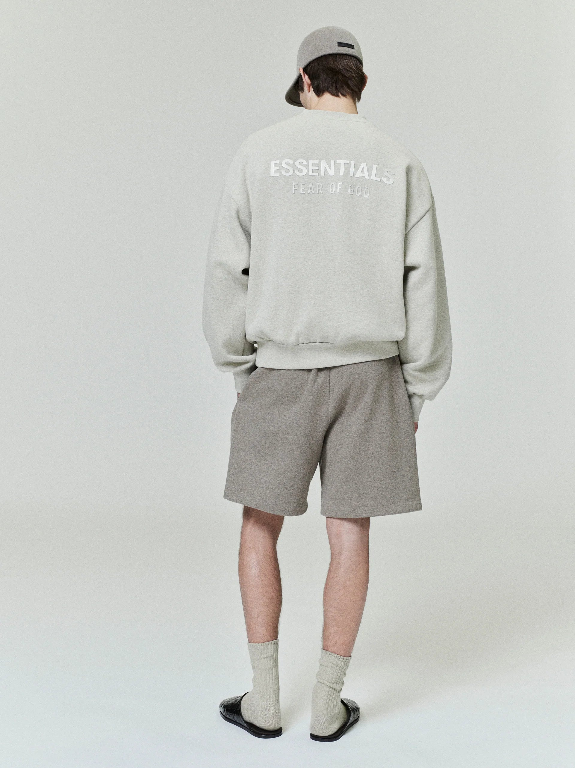 Polera para Hombre ESSENTIALS Classic Fleece Crewneck Beige