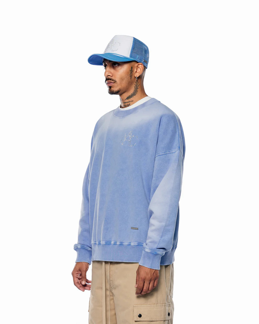 Polera ALL ABOUT CASH CRYSTALZ LIGHT BLUE CREWNECK Azul