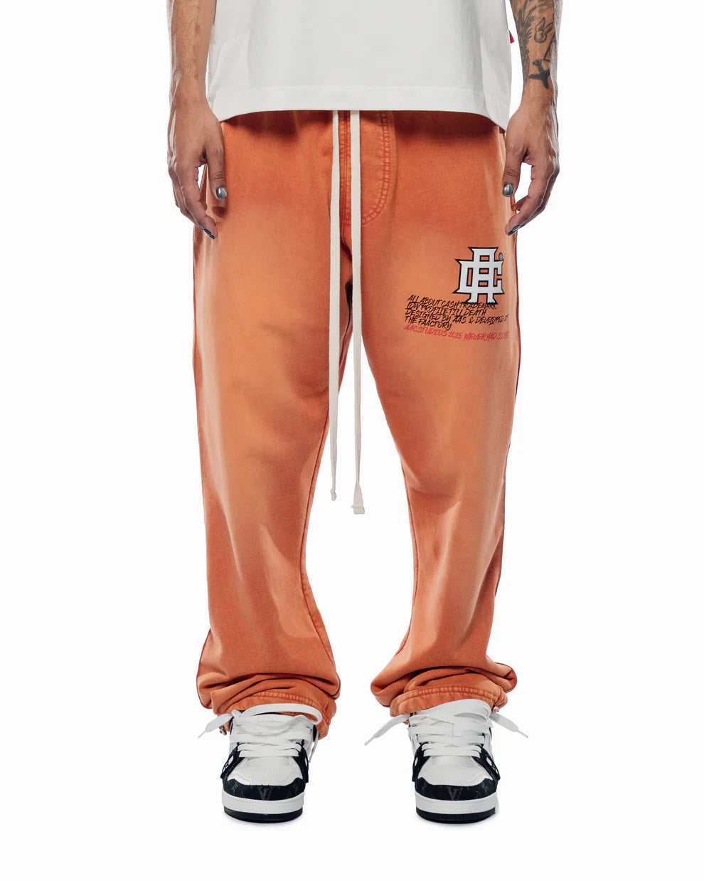 Jogger ALL ABOUT CASH NHS BRICK SWEATPANTS Ladrillo