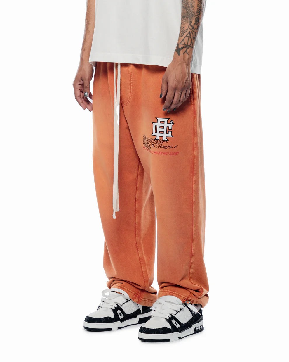 Jogger ALL ABOUT CASH NHS BRICK SWEATPANTS Ladrillo