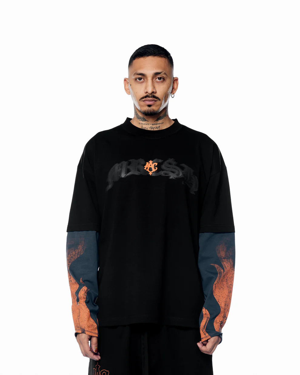 Polo ALL ABOUT CASH FLAMESSS DOUBLE SLEEVE TEE Negro